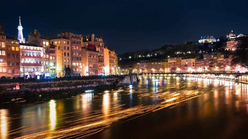 Pourquoi Lyon est la ville des lumières ?