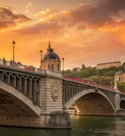 Lyon à travers ses ponts : histoire et architecture